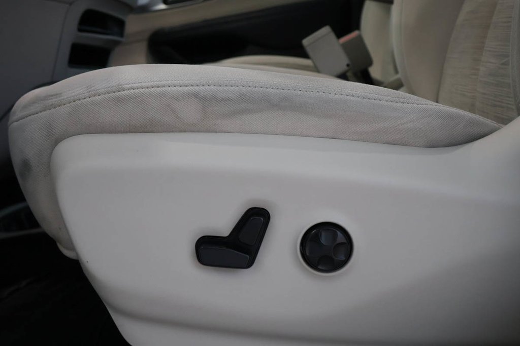 Chrysler Pacifica TOURING PLUS + HYBRIDE BRANCHABLE 2018 à Terrebonne, Québec - 14 - w1024h768px