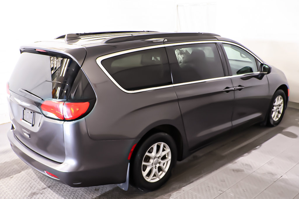 Chrysler Pacifica TOURING + 7 PASSAGERS + CARPLAY 2019 à Terrebonne, Québec - 10 - w1024h768px