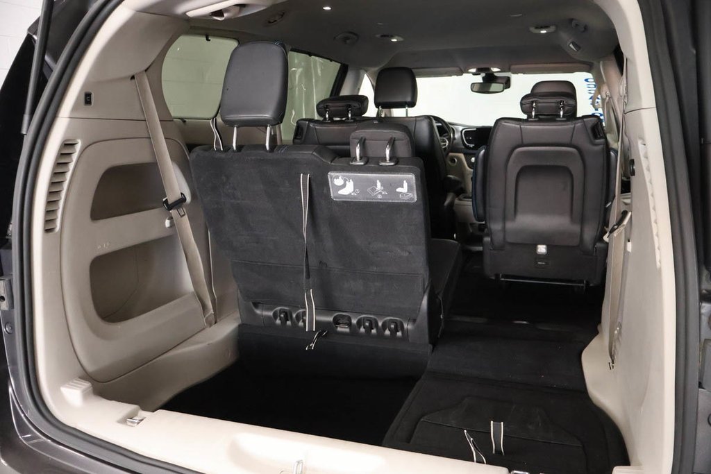 Chrysler Pacifica TOURING-L + 7 PASSAGERS + CUIR 2021 à Terrebonne, Québec - 7 - w1024h768px
