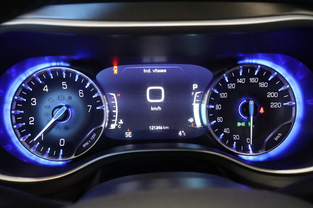 Chrysler Pacifica TOURING-L + 7 PASSAGERS + CUIR 2021 à Terrebonne, Québec - 16 - w1024h768px