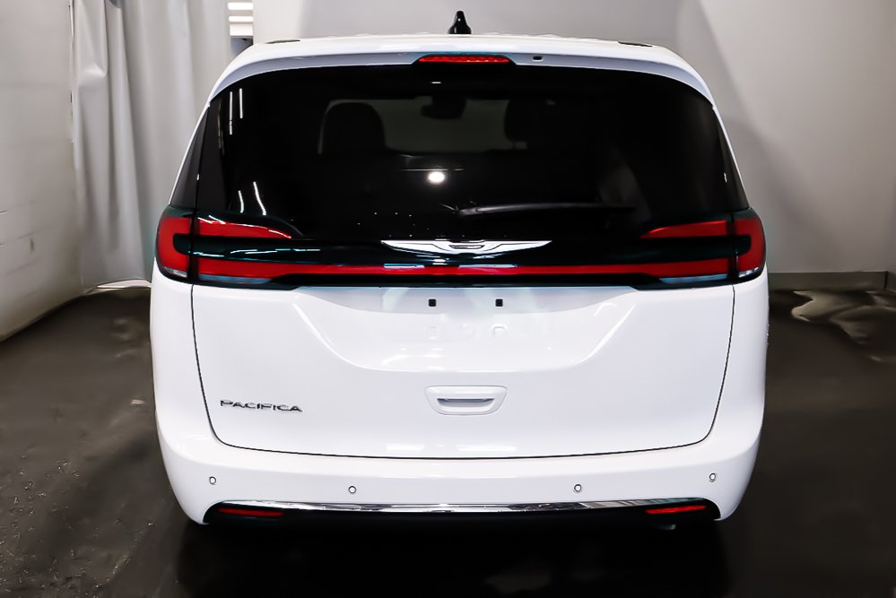 Chrysler Pacifica TOURING 2023 à Pointe-Aux-Trembles, Québec - 6 - w1024h768px