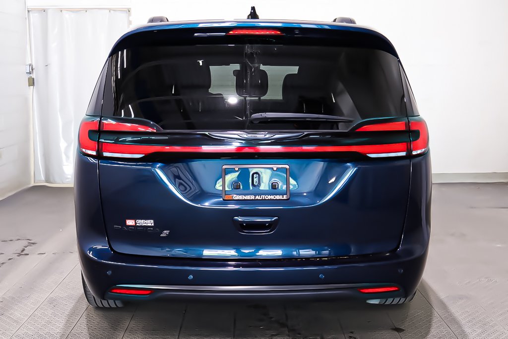 2023 Chrysler Pacifica TOURING L + ALLURE S + 7 PASSAGERS in Terrebonne, Quebec - 6 - w1024h768px