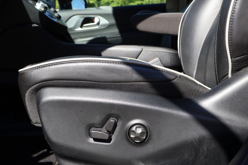 Chrysler Pacifica LIMITED + CUIR + 7 PASSAGERS 2025 à Terrebonne, Québec - 11 - w1024h768px