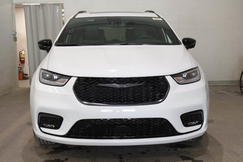 Chrysler Pacifica SELECT AWD 2026 à Terrebonne, Québec - 2 - w1024h768px