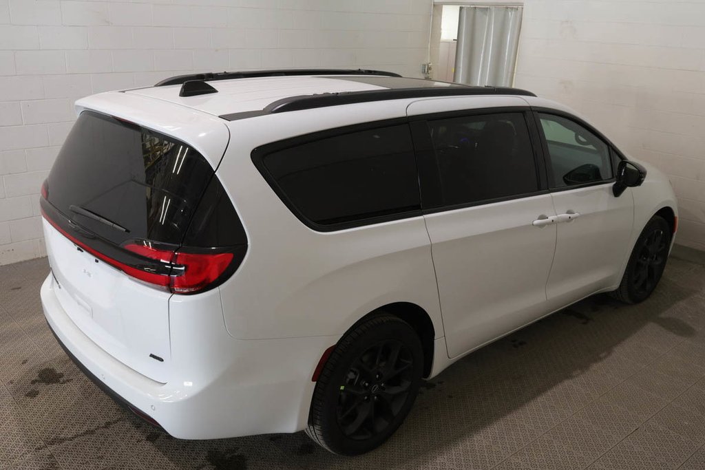 Chrysler Pacifica SELECT AWD 2026 à Terrebonne, Québec - 8 - w1024h768px