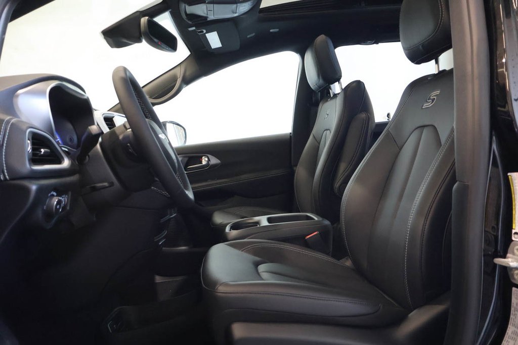 Chrysler Pacifica SELECT AWD 2026 à Terrebonne, Québec - 10 - w1024h768px