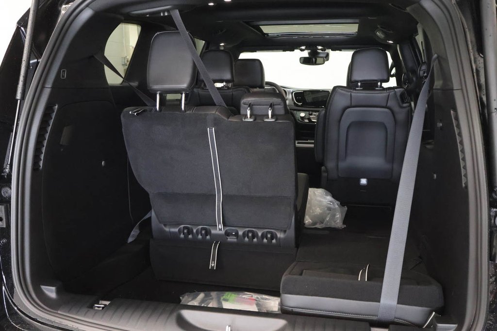 Chrysler Pacifica SELECT AWD 2026 à Terrebonne, Québec - 7 - w1024h768px