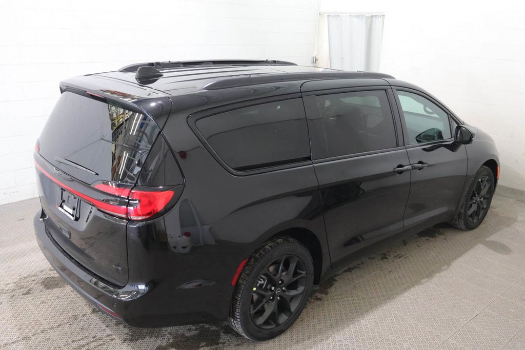 Chrysler Pacifica SELECT AWD 2026 à Terrebonne, Québec - 8 - w1024h768px
