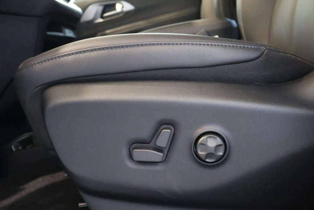 Chrysler Pacifica SELECT AWD 2026 à Terrebonne, Québec - 12 - w1024h768px