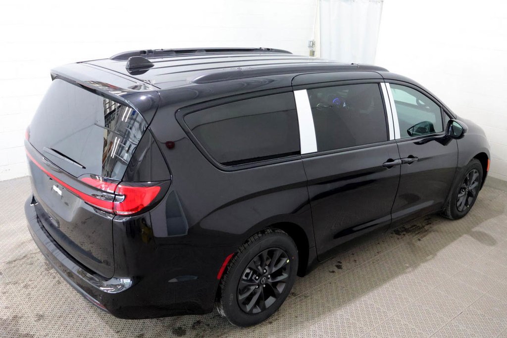 Chrysler Pacifica SELECT 2026 à Terrebonne, Québec - 6 - w1024h768px