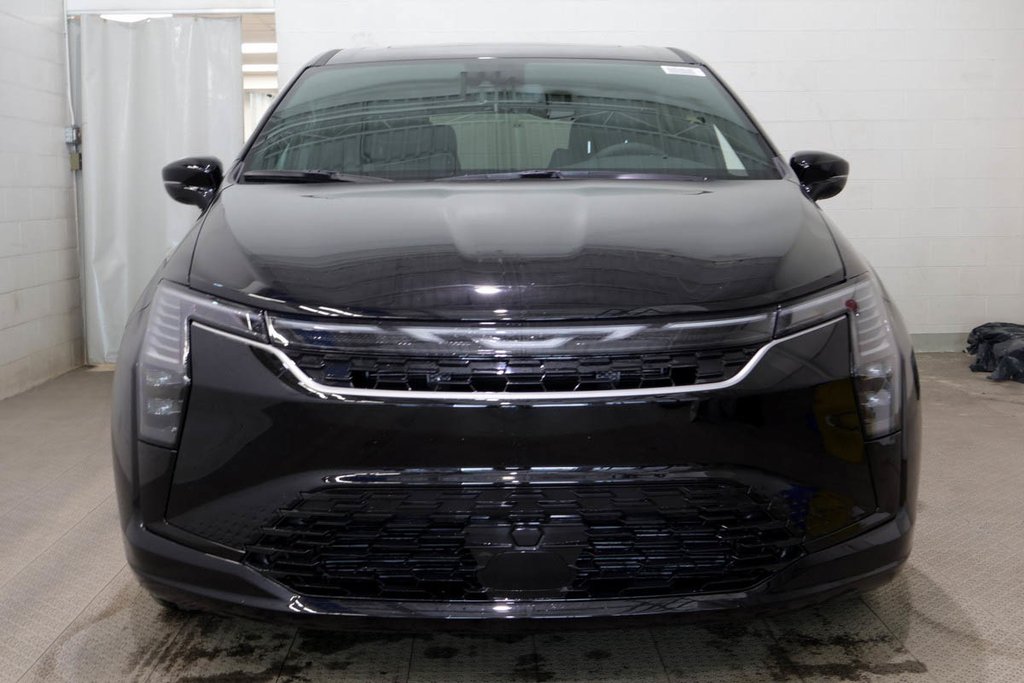 2027 Chrysler Pacifica SELECT in Terrebonne, Quebec - 2 - w1024h768px