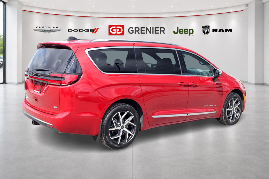 Chrysler Pacifica PINNACLE 2027 à Terrebonne, Québec - 6 - w1024h768px