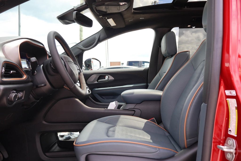 Chrysler Pacifica PINNACLE 2027 à Terrebonne, Québec - 10 - w1024h768px
