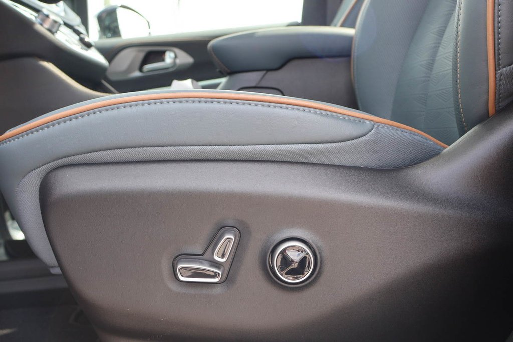 Chrysler Pacifica PINNACLE 2027 à Terrebonne, Québec - 12 - w1024h768px
