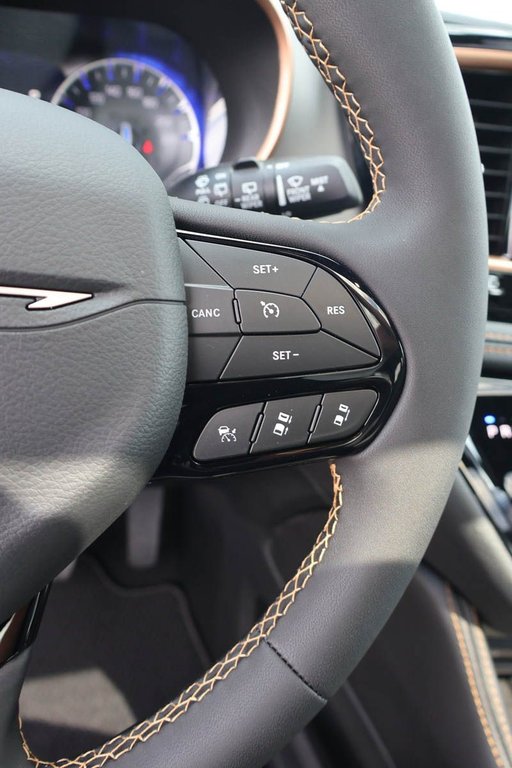 Chrysler Pacifica PINNACLE 2027 à Terrebonne, Québec - 16 - w1024h768px