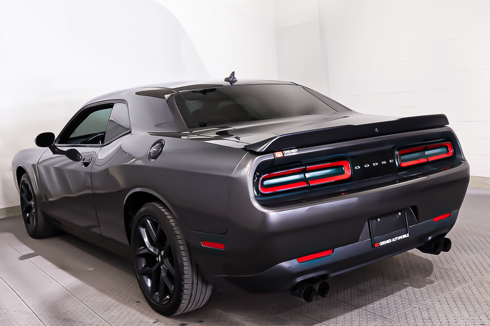 Dodge Challenger SXT PLUS+ RWD + BLACK TOP + TOIT OUVRANT 2019 à Terrebonne, Québec - 5 - w1024h768px