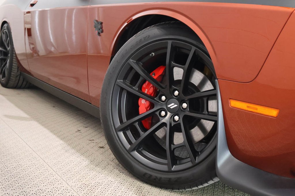 Dodge Challenger R/T PLUS + BLACKTOP + RWD + V8 5.7L 2023 à Terrebonne, Québec - 7 - w1024h768px