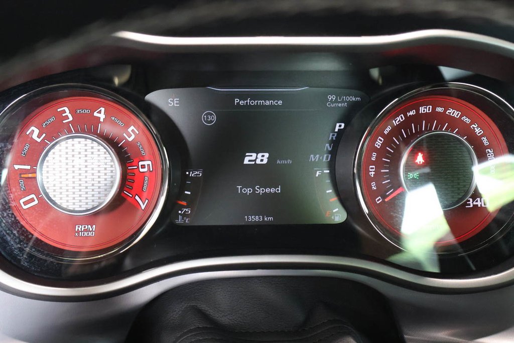2023 Dodge Challenger SRT HELLCAT JAILBREAK + V8 HEMI 6.2L + RWD in Terrebonne, Quebec - 22 - w1024h768px