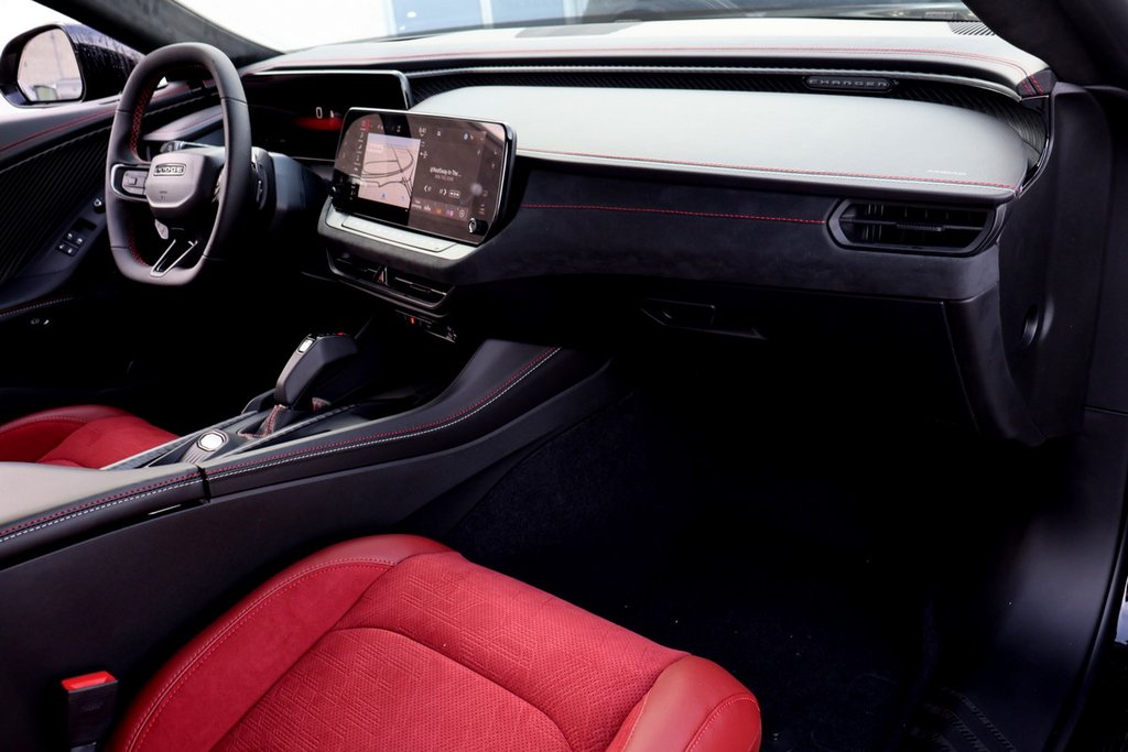 2026 Dodge Charger 2-Door SCAT PACK PLUS in Terrebonne, Quebec - 10 - w1024h768px