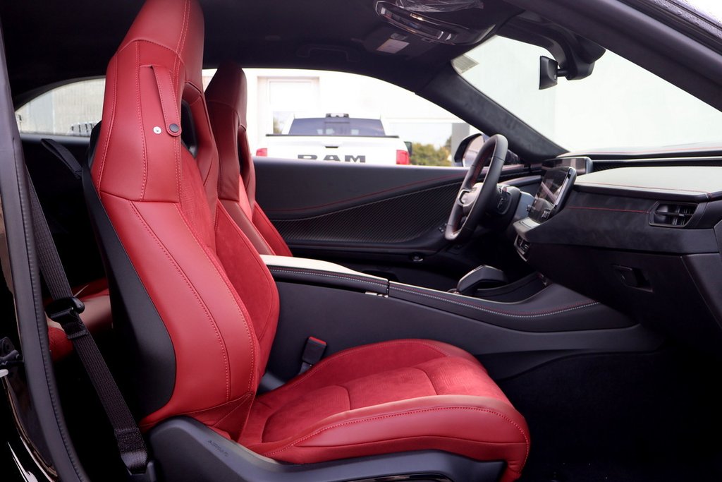 2026 Dodge Charger 2-Door SCAT PACK PLUS in Terrebonne, Quebec - 9 - w1024h768px