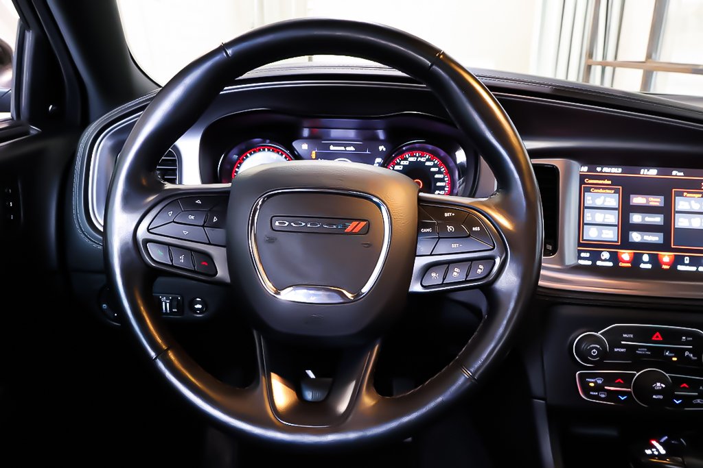 2023 Dodge Charger SXT AWD + BLACKTOP + ENSEMBLE PLUS in Terrebonne, Quebec - 15 - w1024h768px