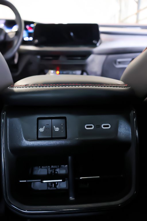 2026 Dodge Charger 2-Doors SCAT PACK PLUS in Terrebonne, Quebec - 19 - w1024h768px