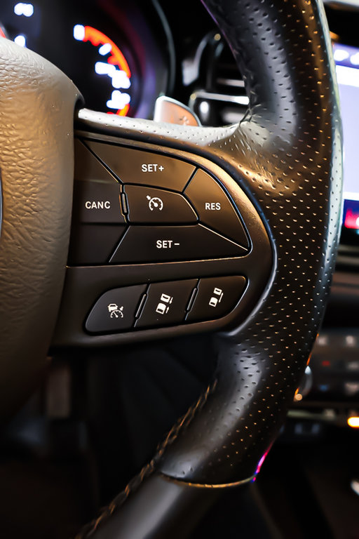 2021 Dodge Durango R/T + AWD + V8 5.7L + 4X4 + CUIR in Terrebonne, Quebec - 19 - w1024h768px