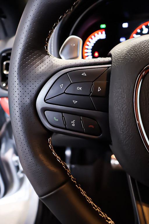 Dodge Durango SRT 392 + AWD + V8 6.4L + ALLURE NOIRE 2024 à Terrebonne, Québec - 19 - w1024h768px
