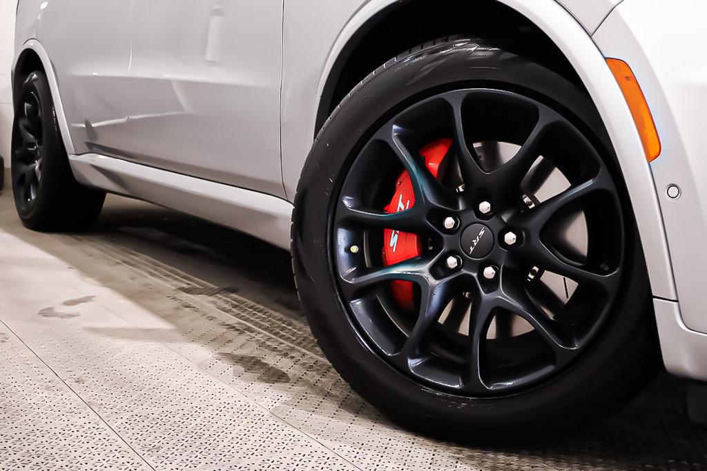 Dodge Durango SRT 392 + AWD + V8 6.4L + ALLURE NOIRE 2024 à Terrebonne, Québec - 11 - w1024h768px
