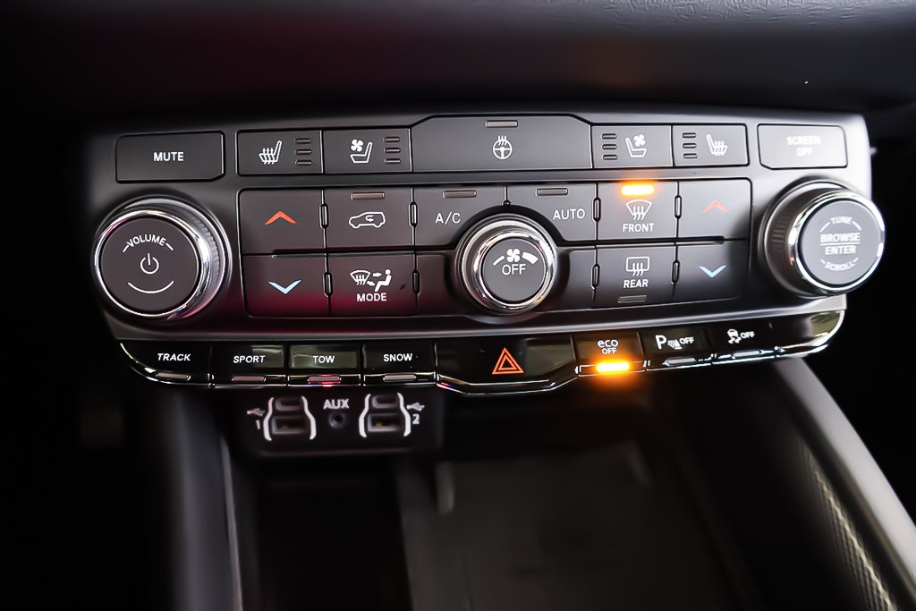 2024 Dodge Durango R/T + AWD + V8 HEMI 5.7L + BLACKTOP + in Terrebonne, Quebec - 29 - w1024h768px