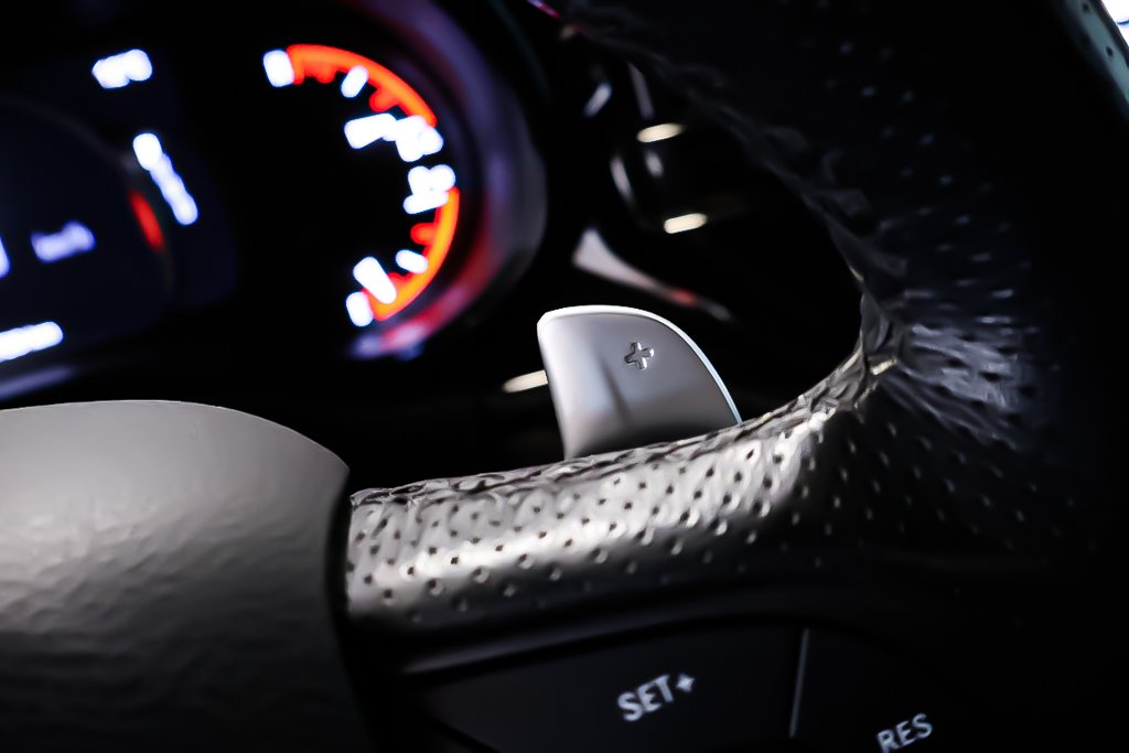 2024 Dodge Durango R/T + AWD + V8 HEMI 5.7L + BLACKTOP + in Terrebonne, Quebec - 22 - w1024h768px