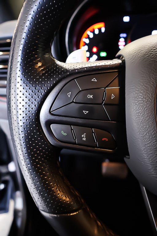 2024 Dodge Durango R/T + AWD + V8 HEMI 5.7L + BLACKTOP + in Terrebonne, Quebec - 19 - w1024h768px