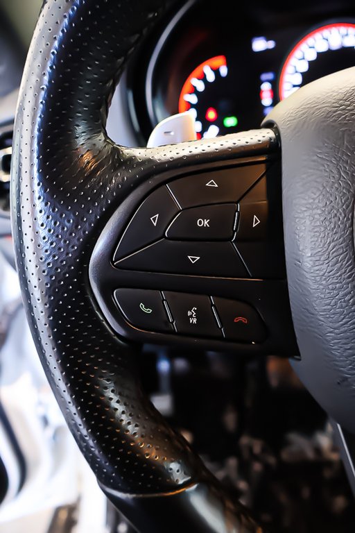 Dodge Durango GT PLUS + AWD + BLACKTOP + 6 PASSAGERS 2024 à Terrebonne, Québec - 19 - w1024h768px