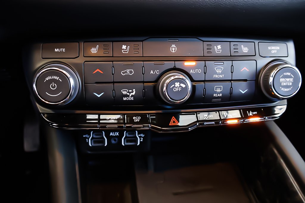 Dodge Durango R/T PLUS + AWD + BLACKTOP + V8 5.7L + TOIT OUVRANT 2024 à Terrebonne, Québec - 26 - w1024h768px