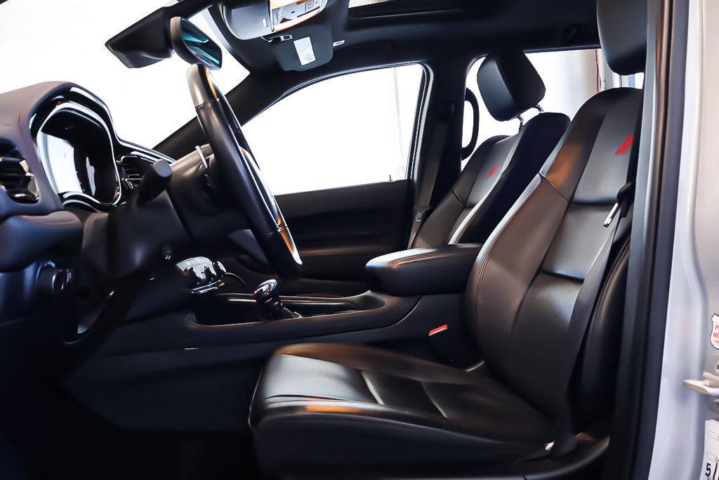 Dodge Durango R/T PLUS + AWD + BLACKTOP + V8 5.7L + TOIT OUVRANT 2024 à Terrebonne, Québec - 10 - w1024h768px