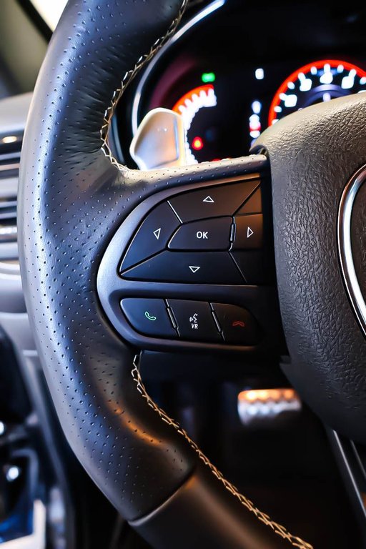 Dodge Durango SRT HELLCAT PLUS + AWD + ENSEMBLE NOIR 2024 à Terrebonne, Québec - 13 - w1024h768px