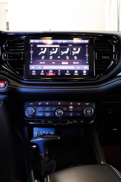 Dodge Durango SRT HELLCAT PLUS + AWD + ENSEMBLE NOIR 2024 à Terrebonne, Québec - 16 - w1024h768px