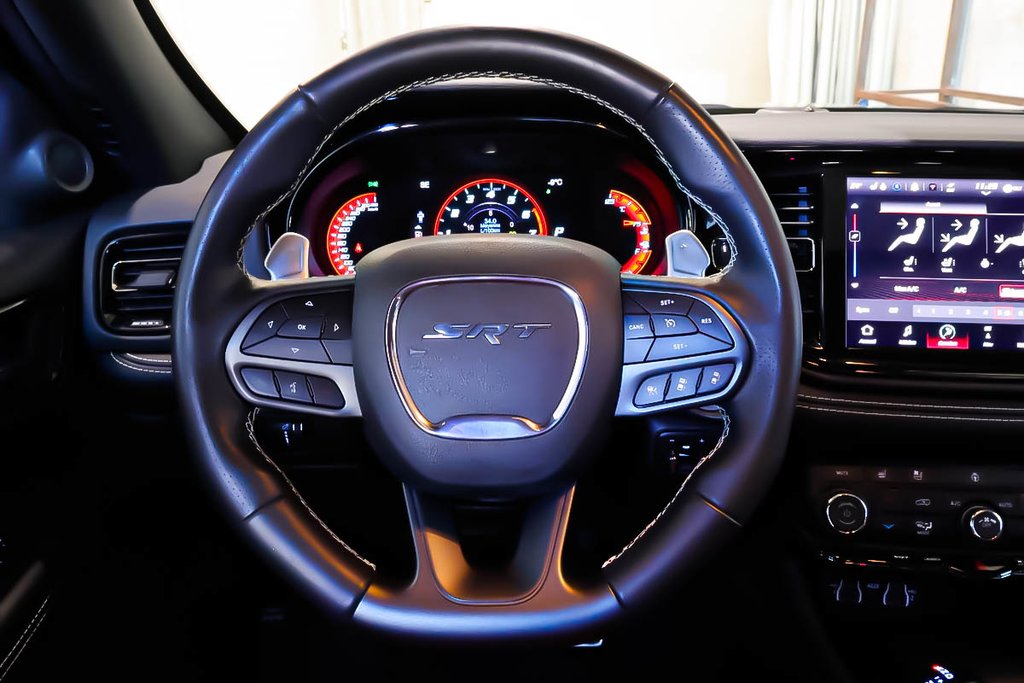 Dodge Durango SRT HELLCAT PLUS + AWD + ENSEMBLE NOIR 2024 à Terrebonne, Québec - 12 - w1024h768px
