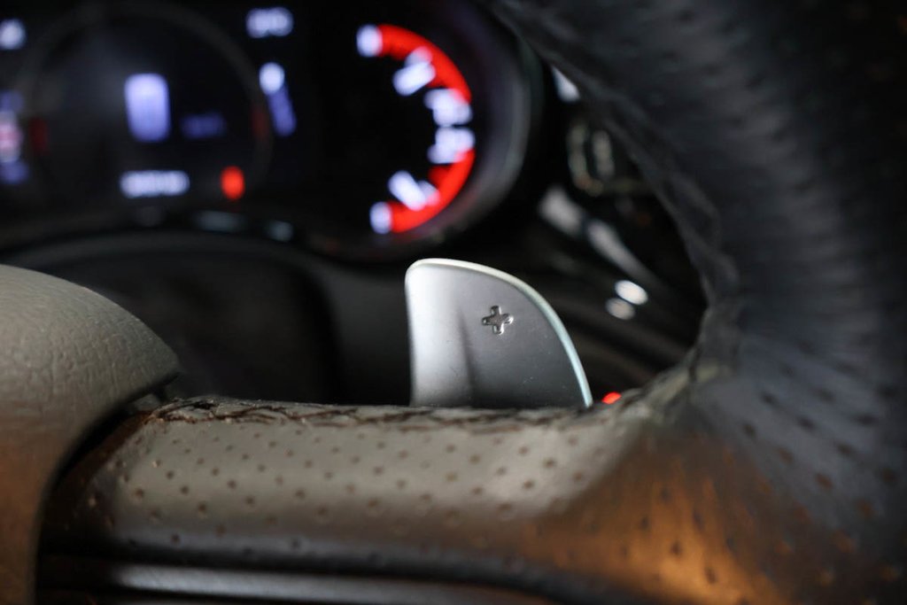 Dodge Durango R/T + AWD + BLACKTOP + TOW N GO 2024 à Terrebonne, Québec - 22 - w1024h768px