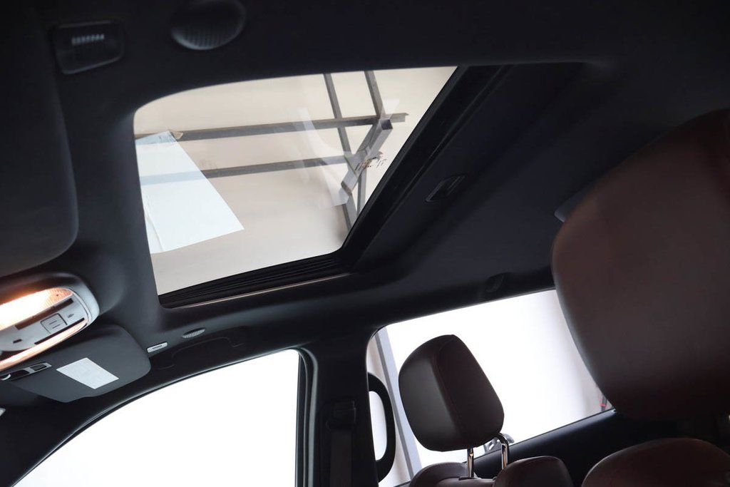 Dodge Durango R/T + AWD + BLACKTOP + TOW N GO 2024 à Terrebonne, Québec - 14 - w1024h768px