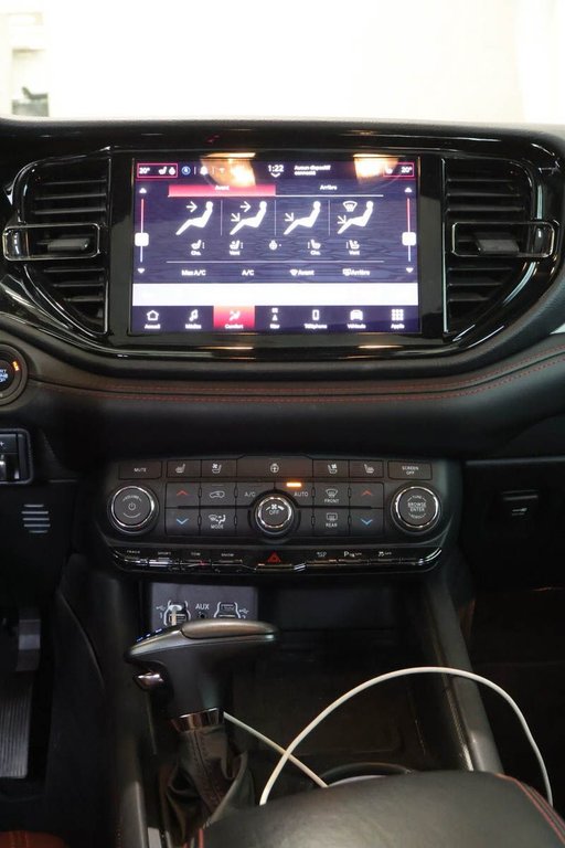 Dodge Durango R/T + AWD + BLACKTOP + TOW N GO 2024 à Terrebonne, Québec - 25 - w1024h768px