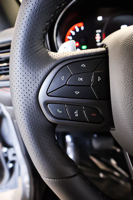 2025 Dodge Durango GT PLUS in Terrebonne, Quebec - 15 - w1024h768px