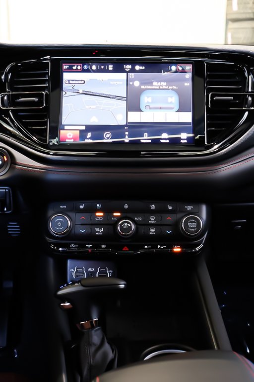 2025 Dodge Durango GT PLUS in Terrebonne, Quebec - 19 - w1024h768px