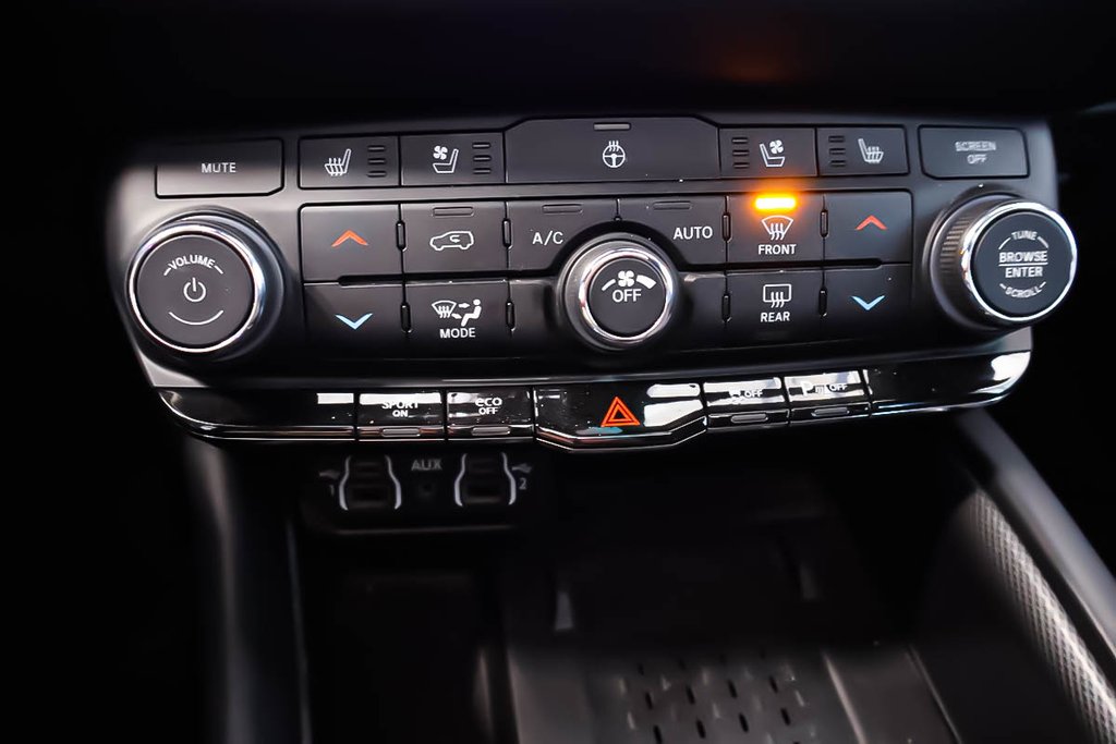 Dodge Durango R/T + AWD + V8 HEMI 5.7L + TOIT OUVRANT 2025 à Terrebonne, Québec - 29 - w1024h768px