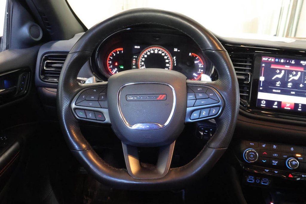 Dodge Durango R/T + AWD + V8 HEMI 5.7L + TOIT OUVRANT 2025 à Terrebonne, Québec - 18 - w1024h768px