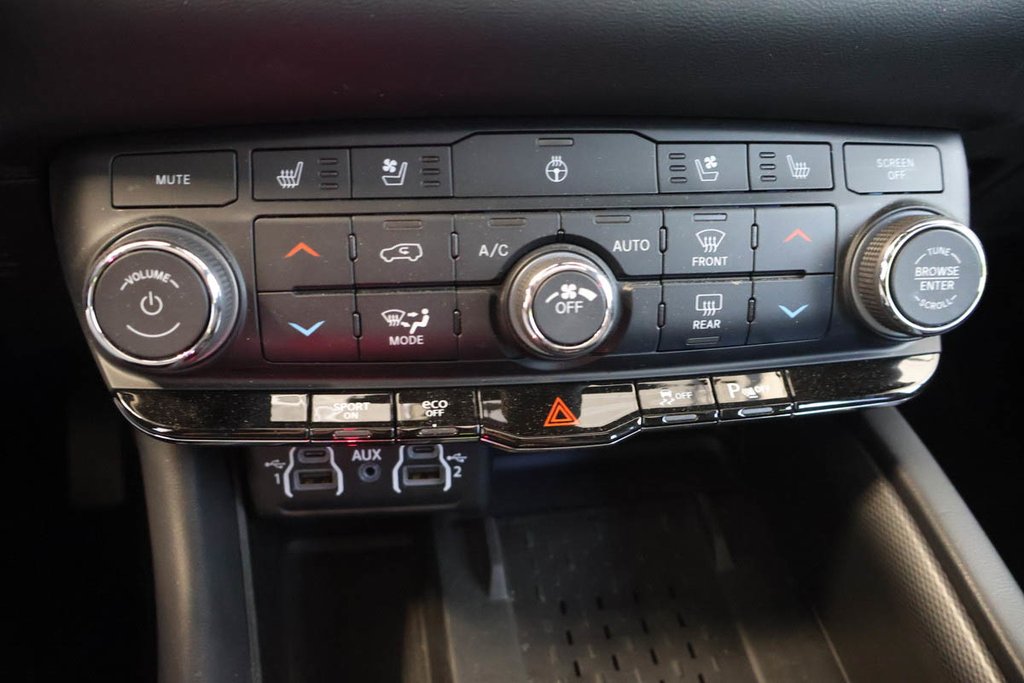 Dodge Durango R/T + AWD + BLACKTOP + V8 HEMI 5.7L 2025 à Terrebonne, Québec - 29 - w1024h768px