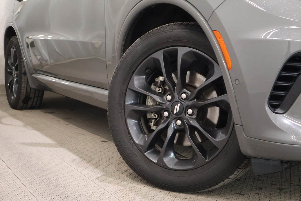 2025 Dodge Durango R/T + AWD + BLACKTOP + TOIT OUVRANT in Terrebonne, Quebec - 11 - w1024h768px