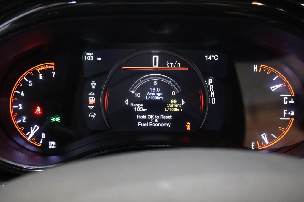2025 Dodge Durango R/T + AWD + BLACKTOP + TOIT OUVRANT in Terrebonne, Quebec - 23 - w1024h768px