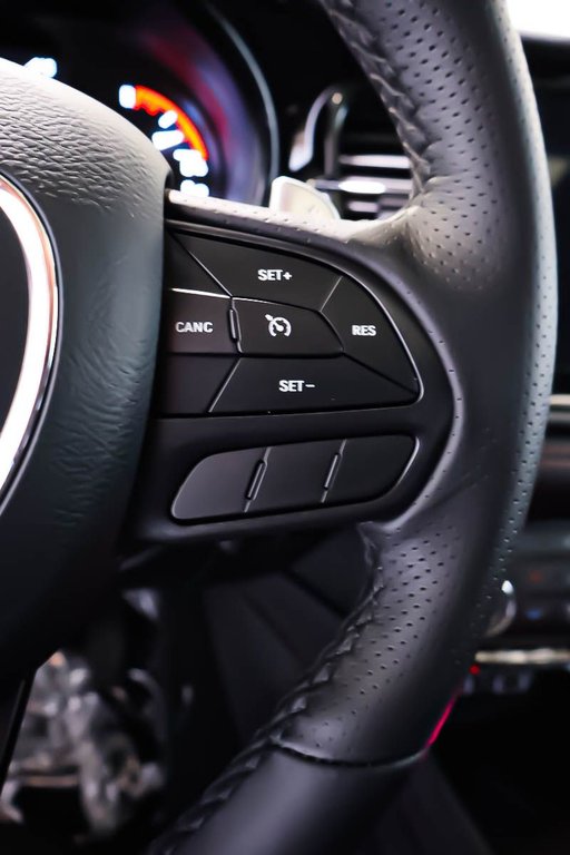 2026 Dodge Durango SXT in Terrebonne, Quebec - 14 - w1024h768px
