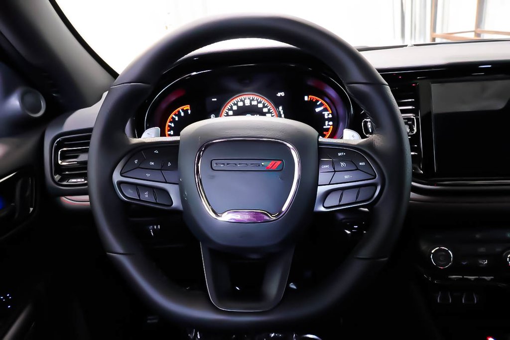 2026 Dodge Durango SXT in Terrebonne, Quebec - 12 - w1024h768px
